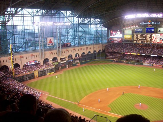 Minute Maid Park has the most home run reviews.