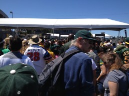 Oaklanders Like Hats